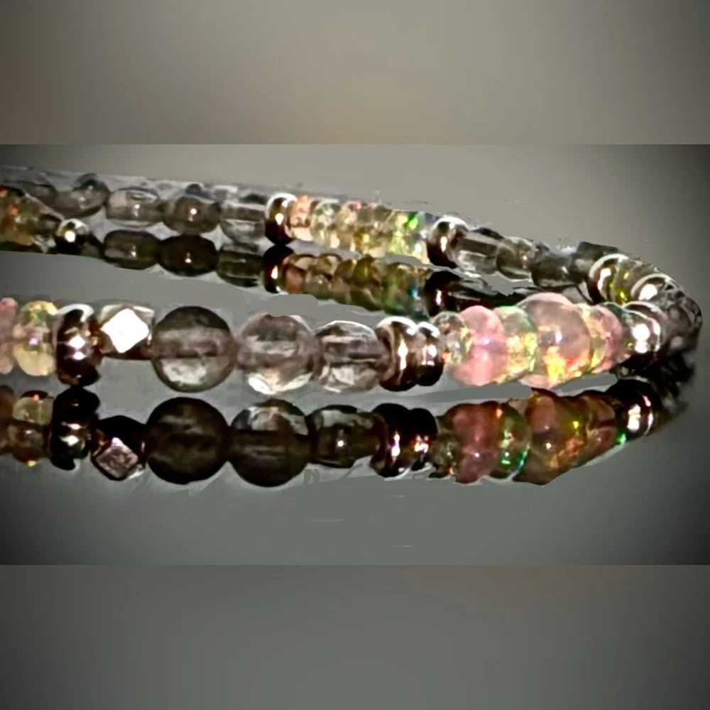 Labradorite, Ethiopian Opal Bracelet in Sterling silver - Picture 5 of 5